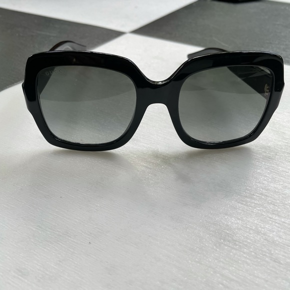 Oversized black square frame Gucci sunglasses main image 4